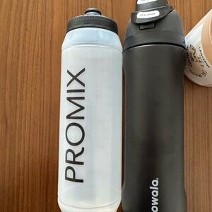 NWT Owala and Promix Clear Protein Shaker Bottle with Black Water Bottle